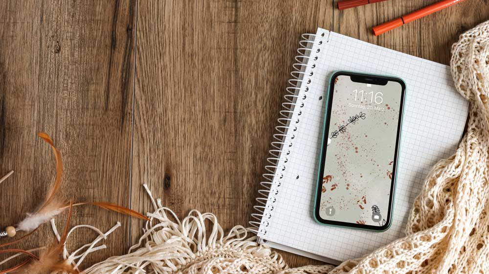 Create_a_Mobile_Phone_Mockup_Prev01_1000